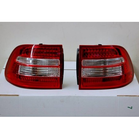 PILOTES ARRIÈRES PORCHE CAYENNE '03 LED ROUGE