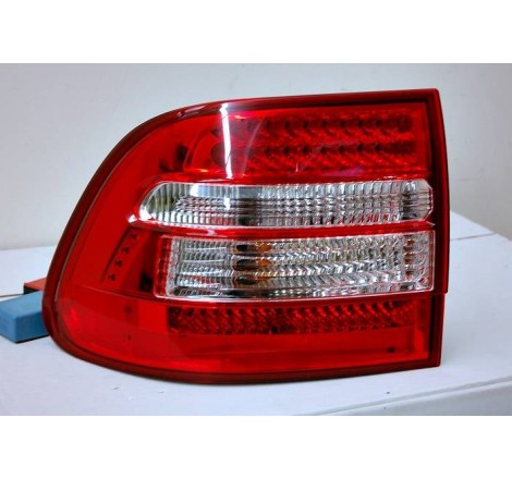 PILOTES ARRIÈRES PORCHE CAYENNE '03 LED ROUGE
