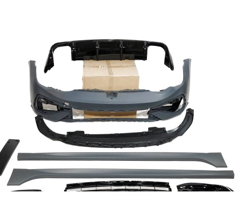Body Kit Volkswagen Golf 8  3/5D Look R20 2 Exhaust