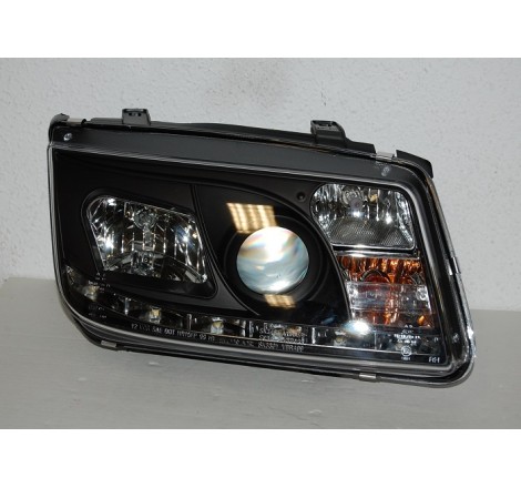 Set Of Headlamps Day Light Volkswagen Bora/Jetta 4 1999-2008 Black