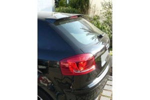 Rear spoiler